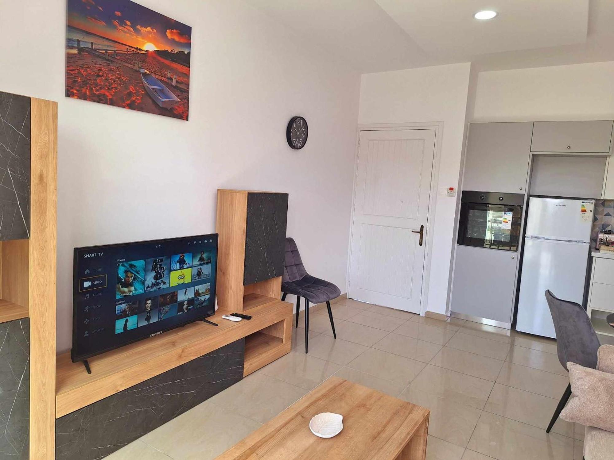 Stylish Apt Kato Paphos Close To Beach & Vibrant Harbor Life Екстериор снимка